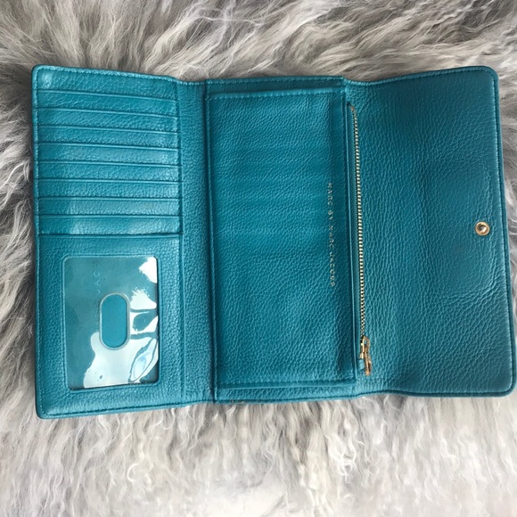 Marc Jacobs wallet - Picture 2 of 3